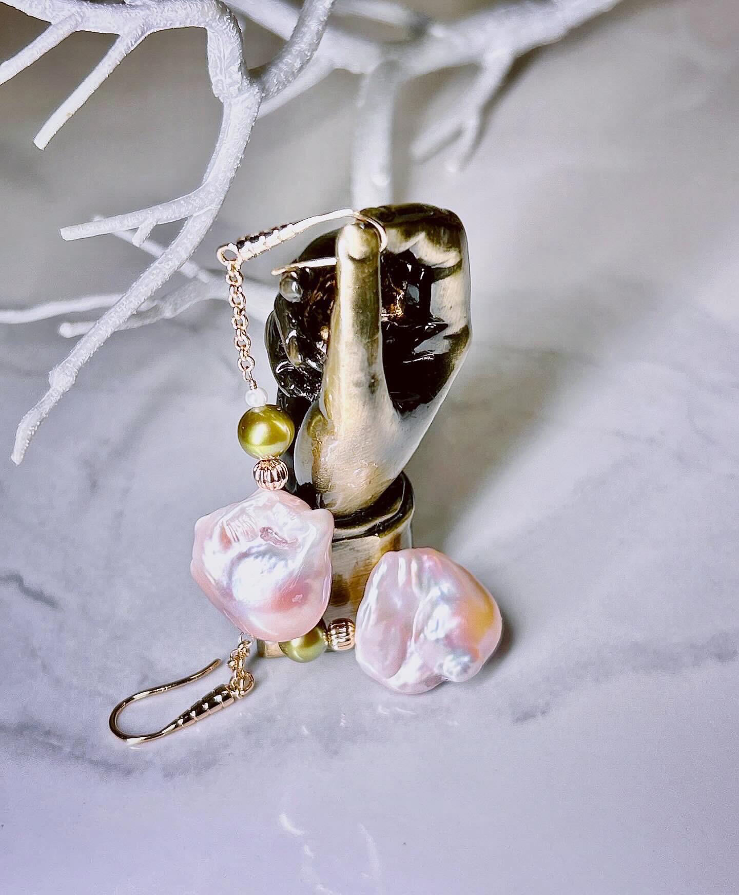 一点物14kgf☆レア！大粒オレンジ〜オーロラパープル！オイスターバロックパールの和風チェーン一粒ピアス