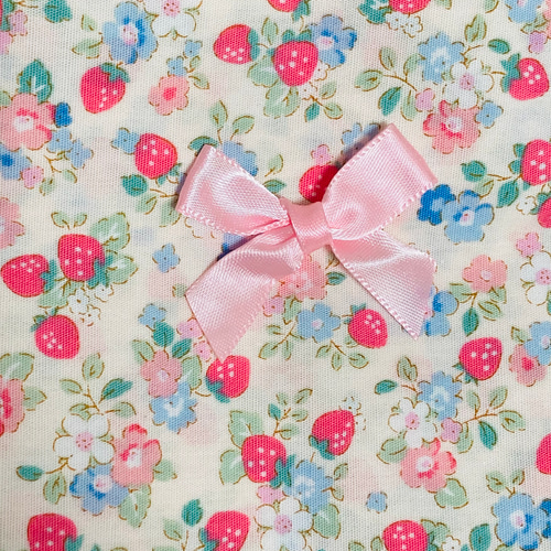 ハンドメイド　ドールキャリア　くすみピンク　花柄 ハンドメイドドールキャリアくすみピンク花柄