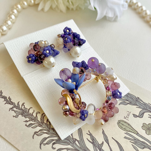 紫の集いブローチ〜＆イヤリングセット〜⁂ 天然石 アメジスト  