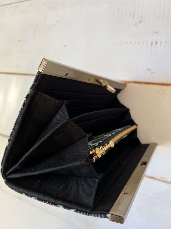【一点のみ】USAコットン黒花柄 長財布  がま口　 3枚目の画像