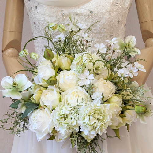 ウェディングブーケ大　ホワイト(ブーケトニア付) ウエディングブーケ(ホワイトMIX)ブートニア込み 世界で1つ貴女だけに