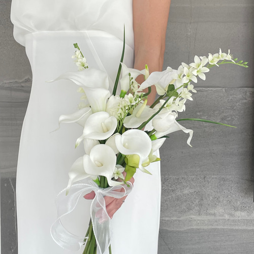 ウェディングブーケ　アームブーケ カラー×アンスリウム♪アームブーケ ウェディングブーケ