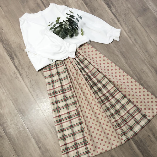 YUWA チェック×ドット の パッチワーク風 ベージュ ギャザースカート