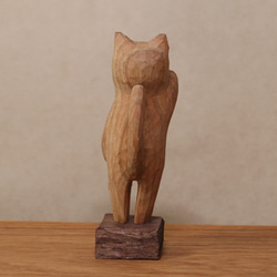 木彫り 招き猫（右手）ネコの置物（木材：チェリー/ウォルナット）（No.N0001） 7枚目の画像