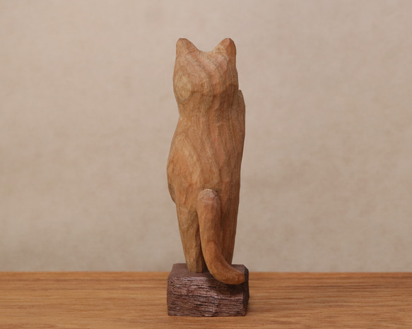 木彫り 招き猫（右手）ネコの置物（木材：チェリー/ウォルナット）（No.N0002） 6枚目の画像