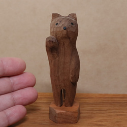 木彫り 招き猫（右手）ネコの置物（木材：ウォルナット/チェリー）（No.N0003） 13枚目の画像