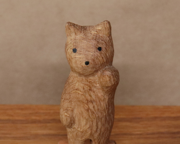 木彫り 招き猫（左手）ネコの置物（木材：水楢/チェリー）（No.N0004） 4枚目の画像