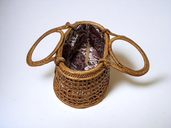 手のひらサイズ ミニミニバッグ　アタバッグ アタ製　ラタン　伝統工芸　手編み　小物　カゴバッグ 楕円 4種類 バティック 12枚目の画像