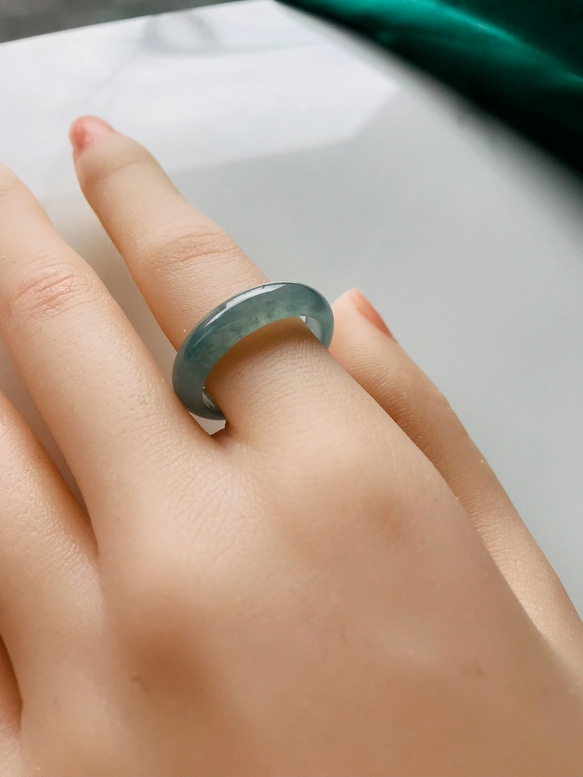 R138-004］ ジェイド JADE ヒスイ 本翡翠 くりぬき リング