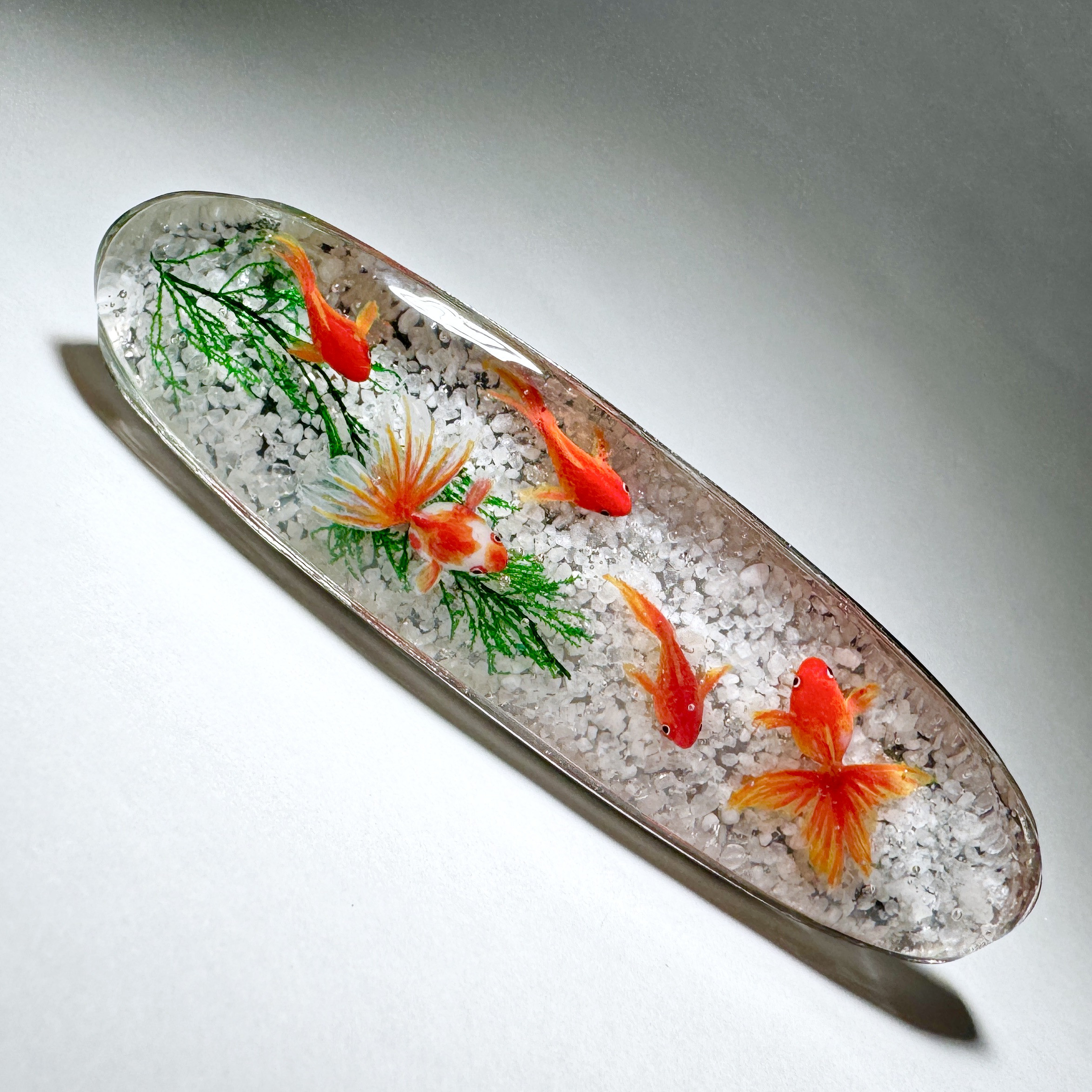 金魚 バレッタ 髪飾り（琉金紅白1匹、琉金赤1匹、和金 3匹） バレッタ 