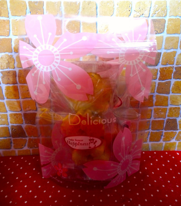 桜柄のジップバッグに桜の焼き菓子3種類詰め合わせ♪(*^▽^） 9枚目の画像