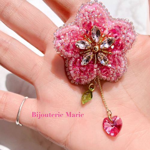 ビーズ刺繍 ✳︎SAKURAブローチ* ブローチ Bijouterie Marie ビーズ刺繍 ✳︎SAKURAブローチ* ブローチ Bijouterie Marie
