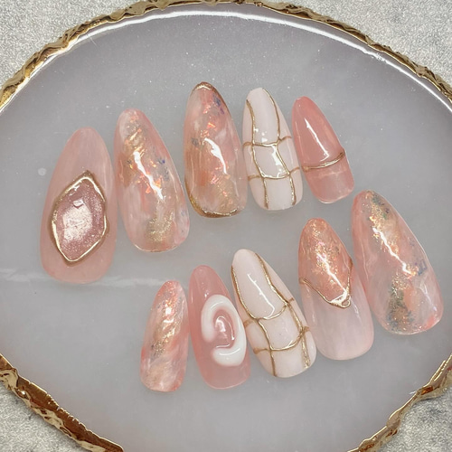 ネイルチップ} 春ネイル ニュアンスネイル うねうね キラキラ