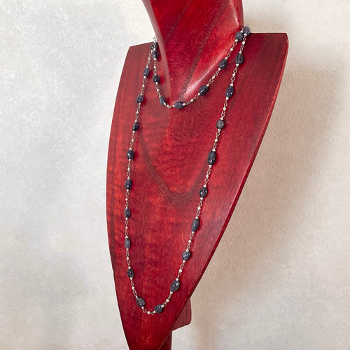 アイオライトと淡水パールのロングネックレス （Nー203） ネックレス