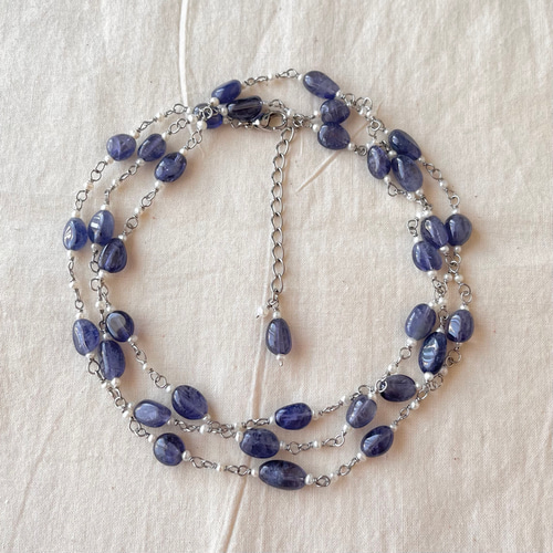 アイオライトと淡水パールのロングネックレス （Nー203） ネックレス