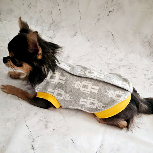 SSサイズ完成品 シニア犬も着やすい背開き服 ロボット柄 春夏服 