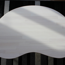 めぐちゃん様専用ページ　折りたたみ　そら豆テーブル　木の脚がかわいい「まめっこ」横幅89㎝　ホワイト色 9枚目の画像