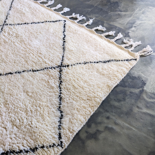 モロッコ ラグ ベニワレンラグ-No4 (156×123cm) ブラック ダイヤ