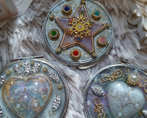 [ハンドメイド　ミラー] 魔法少女☆変身コンパクトミラー（ライトブルーグリーン） 手鏡 nAmi