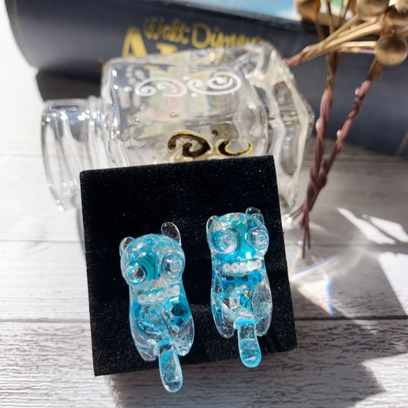 kakera】くっつき猫 琉球ガラス イヤリング・ノンホールピアス