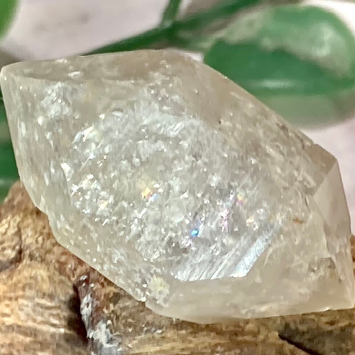 天使のギフト✨ 虹 エレスチャル クォーツ 骸骨水晶 ダブルポイント