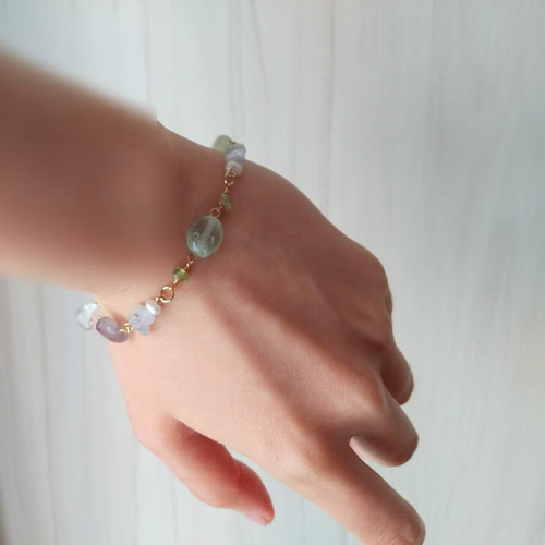 グリーン×パープルなフローライト、天然石⟡.·*.ブレスレット