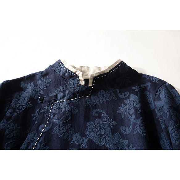 綿麻ジャガード織長袖ワンピース　チャイナドレス風ワンピース　袖に刺繍　ネイビー　L-XLサイズ　L319 3枚目の画像