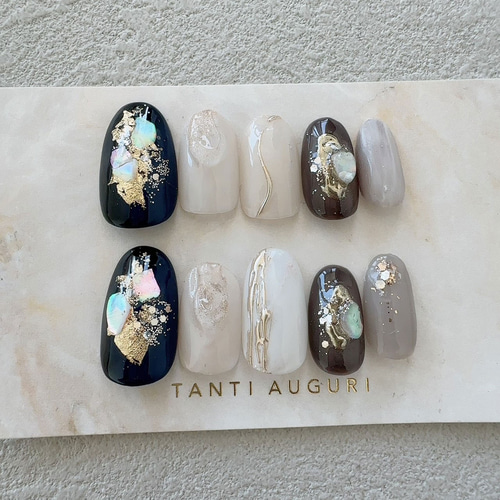 チャコールグレー 乳白色 ブラック ネイビー ネイルチップ 紺色 シェル