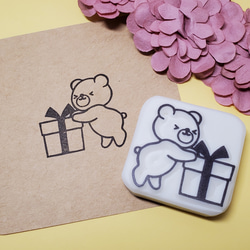 消しゴムはんこ　万年筆くまさんとお花 消しゴムはんこ万年筆くまさんとお花