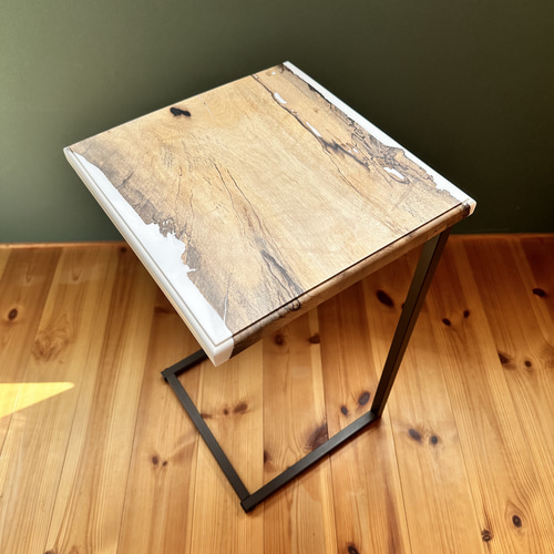 【一点物】ウッドレジン　サイドテーブル 一点物】ウッドレジンサイドテーブル