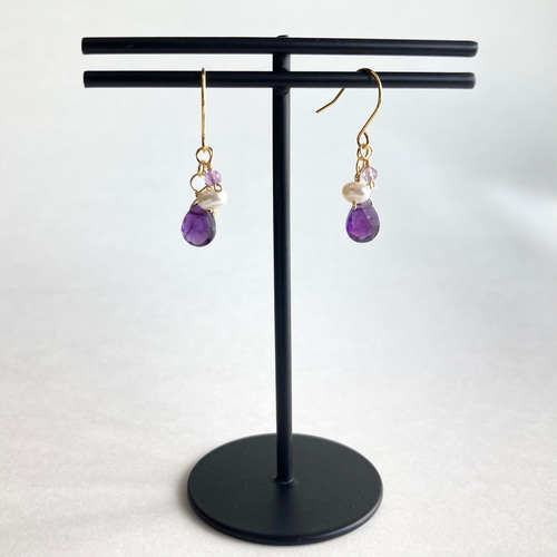 送料無料】 アレルギー対応 アメジストAAA-と淡水パールのピアス  