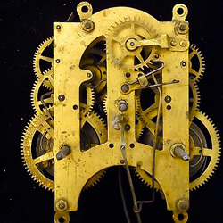 本物志向。戦前に製造された、柱時計の機械です。h -210 1枚目の画像