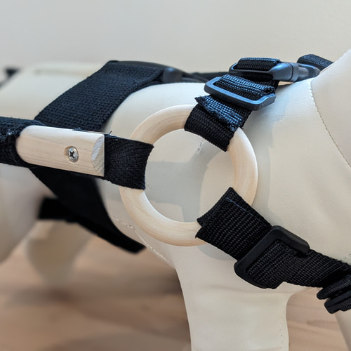 動物介護士が作る【木製の小型犬用車椅子】 ペット服