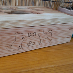 肉球　犬　レーザー彫刻　コンパクトティッシュケース　マスク収納　　木製無垢　使い捨て約30枚枚収納可　ティッシュケース 10枚目の画像