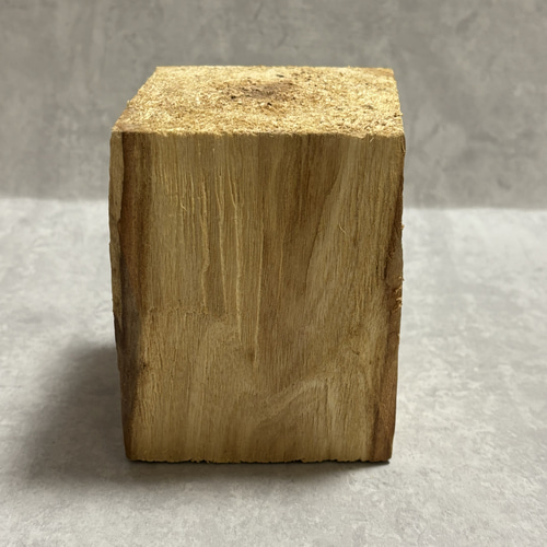 ペルー産☆パロサント☆カット原木 木材・板 Welina 通販 17406335