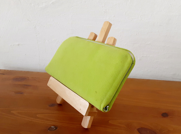 天溝押し口の長財布＊がま口＊鹿革ヌバック＊[アップルグリーン] シワ 色ムラなどもございますが