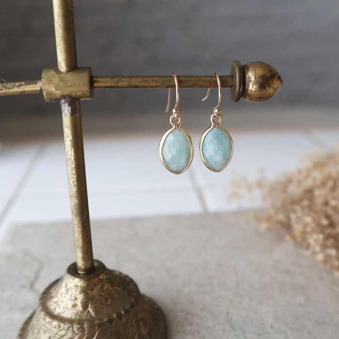 【14kgf】アクアマリンの一粒ピアス(マーキスカット)＊3月誕生石