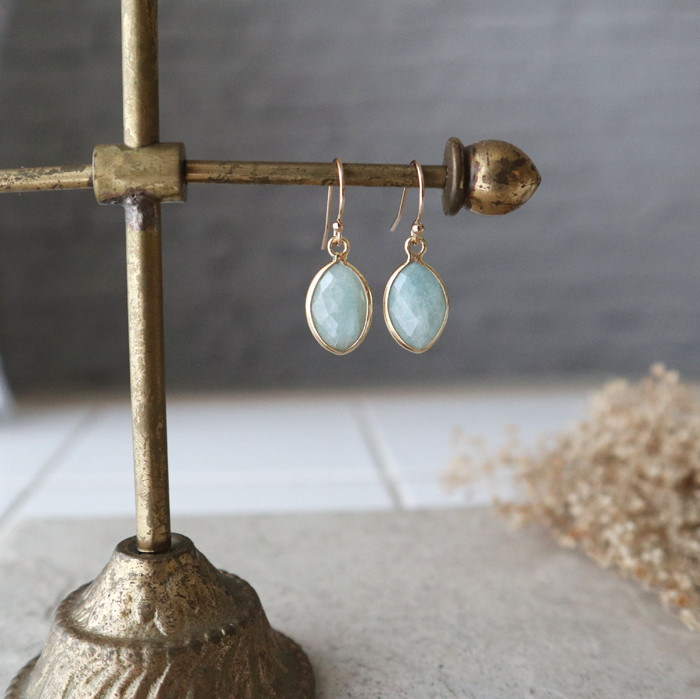 【14kgf】アクアマリンの一粒ピアス(マーキスカット)＊3月誕生石