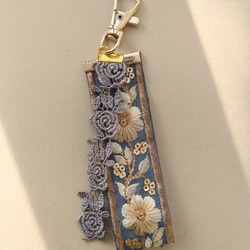インド刺繍リボンのキーホルダー・バッグチャーム28 3枚目の画像