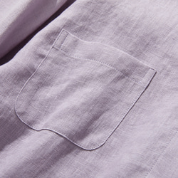 簡潔精緻的亞麻襯衫，100%亞麻布料製成。長袖，紫色。產品編號：240316-2 第6張的照片