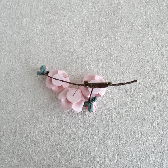 桜 コサージュ ✤ つまみ細工 ブローチピン　卒業式　入学式　卒園式　入園式　フォーマル 4枚目の画像