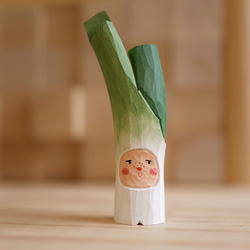愛い　木彫りの野菜 バスウッド　置物 ギフト　プレゼント　ギフトラッピング 2枚目の画像