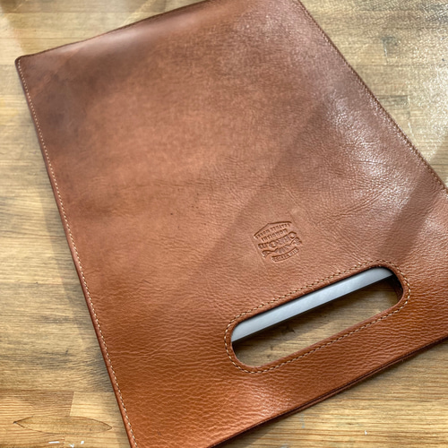 クラッチバッグ PCケース オイルシュリンクヌメレザー ブラウン