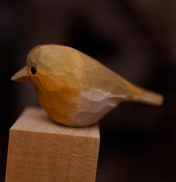 愛い　木彫りの   鳥　置物 ギフト　プレゼント　ギフトラッピング 3枚目の画像