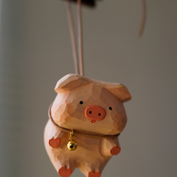 愛い　木彫りの   豚をしゃぶった　置物 ギフト　プレゼント　ギフトラッピング 3枚目の画像