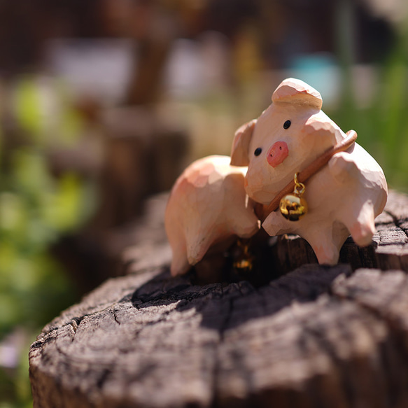 愛い　木彫りの   豚をしゃぶった　置物 ギフト　プレゼント　ギフトラッピング 7枚目の画像
