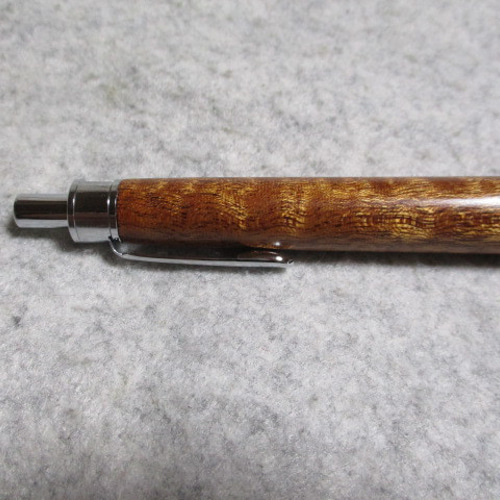 沙沈金絲楠木 キルト杢 キヌカオイル仕上げ 木軸ボールペン 超