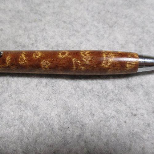 沙沈金絲楠木 キルト杢 キヌカオイル仕上げ 木軸ボールペン 超