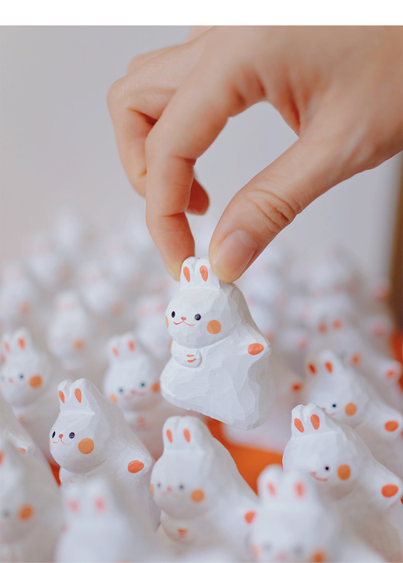 愛い　木彫りの   ウサギ匹　置物 ギフト　プレゼント　ギフトラッピング 2枚目の画像