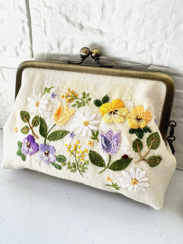 完成品 受注制作アート刺繍がま口 贈り物 オーダーページ バッグ - バッグ バッグ